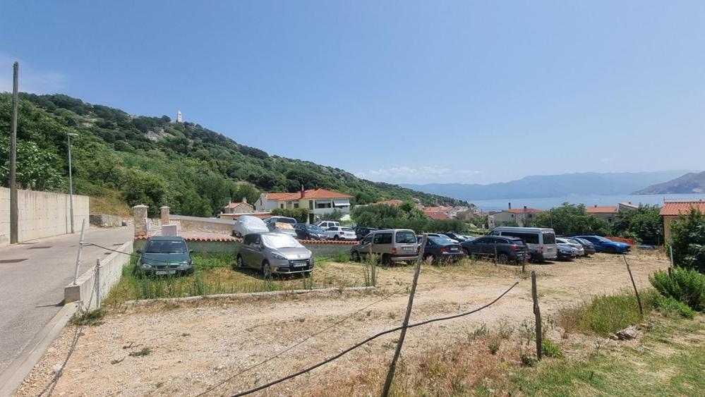 Apartment Igor With Balcony And Sea View Baška Exteriör bild